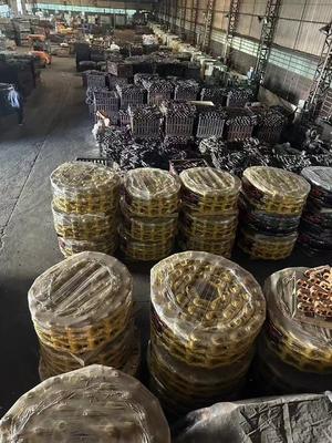 गुणवत्ता  Excavator and bulldozer tracks195-32-04642 9163908 फैक्टरी